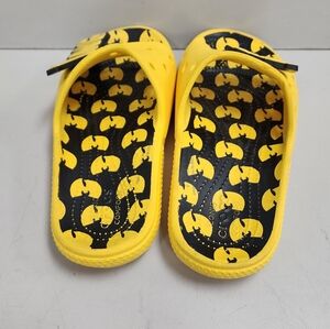 Crocs Limited Edition Wu-Tang Clan